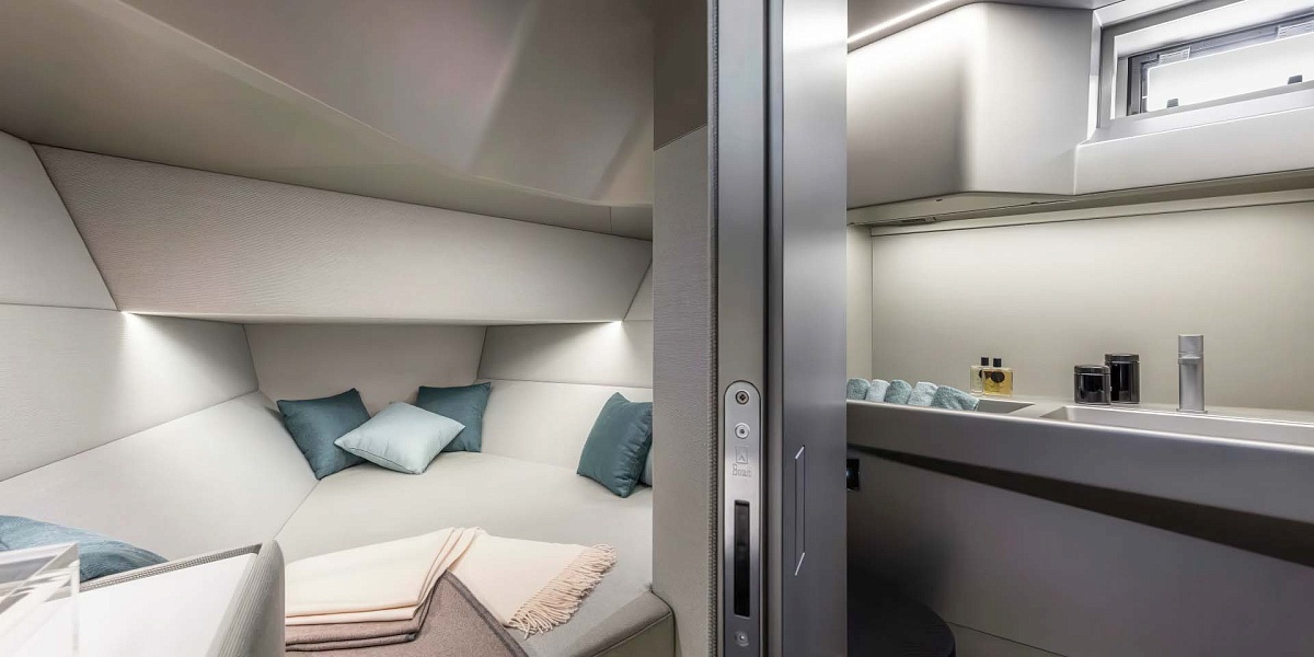 Аренда luxury tender Wally 43 Azure на Миконосе